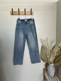 Little Luxe Boutique Mom Jeans 