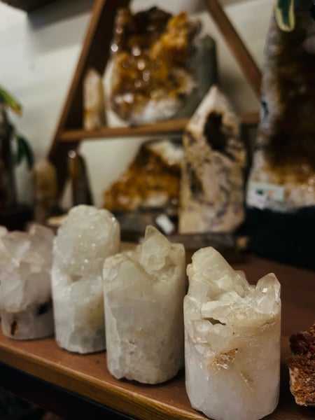 Image of Clear quartz tower rough 