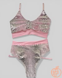 Image 8 of Sample sale 