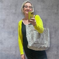 Image 4 of Luxury tote bag in white and brown spot print with leather handles