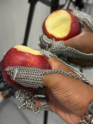 Acuity Gauntlet
