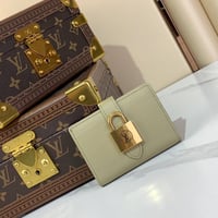 Image 18 of Lou small wallets (click to browse)