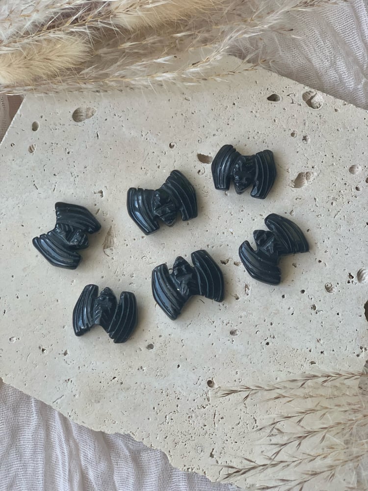 Image of Mini Obsidian Bat Carvings 