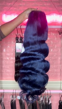 Image 11 of (32”-40”)Extendo HD Lady Wigs