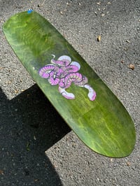Image 2 of Grinder Black Whale Blem