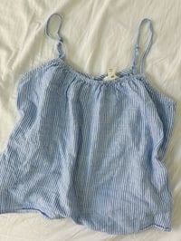 Image 2 of HM blue top // S