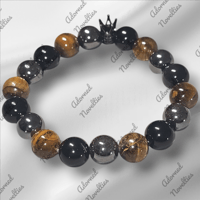 ANA826210 King Me - Triple Threat