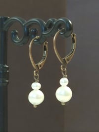 Image 1 of Dormeuses petites perles