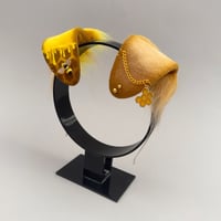 Image 3 of Bee Puppy 1 