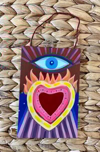 Image 2 of Sacred Heart Eye 6
