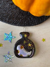 Image 2 of Potion bottle (green only)
