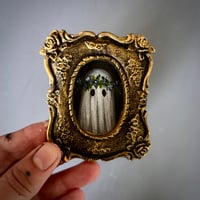 Image 1 of Retrato pequeño de fantasma #2