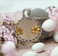 Golden Flower Stud