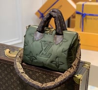 Image 5 of LV Puffy Speedy