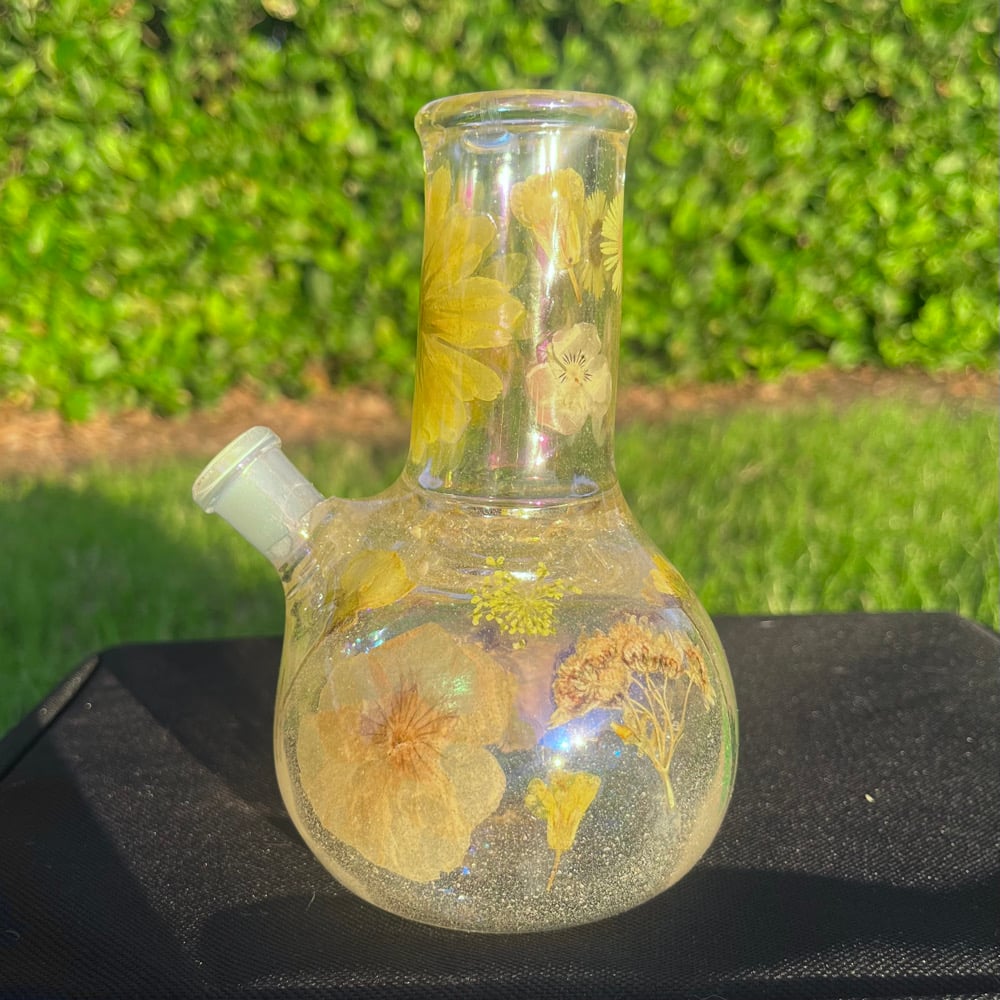 Image of citrine & yellow flowers holographic 6”