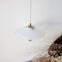 Image 3 of Suspension En Opaline Dentelee 