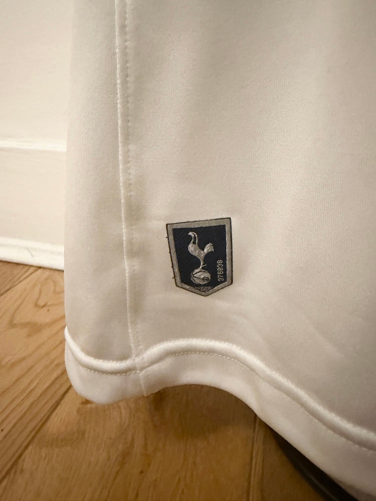 Image of PRE ORDER: NEW Tottenham Hotspur “WALKER 2” 2016/17 Home Shirt + PL patches (L)