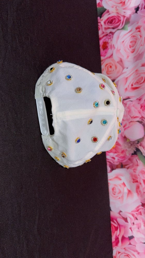 Image of 1 of 1 Unisex Chicago Bulls White Vintage SnapBack stones hat 