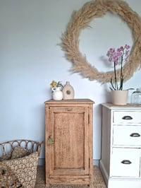 Image 1 of Meuble d’appoint en chêne