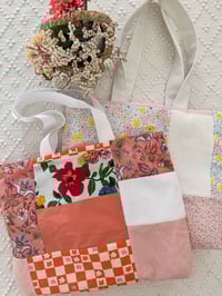 Image 1 of L’indispensable sac cabas - Patchwork