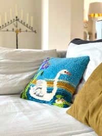 Image 1 of le joli coussin 