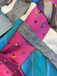 Image 12 of Tie top, happy day (xs-l)