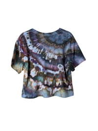 Image 4 of M Crop Tee in Deep Agate Ice Dye