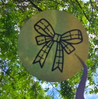 Image 4 of Green bow glitter circle die cut 