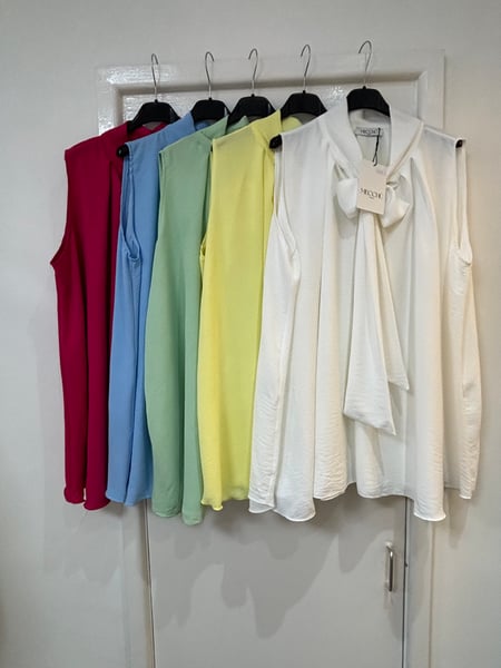 Image of PUSSY BOW TOP