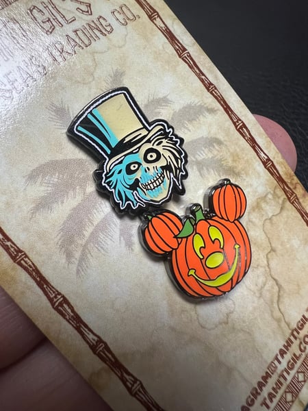 Image of 0.5” Hat Box Ghost & Mickey Pumpkin Glow in the dark “Magic Band” Charms