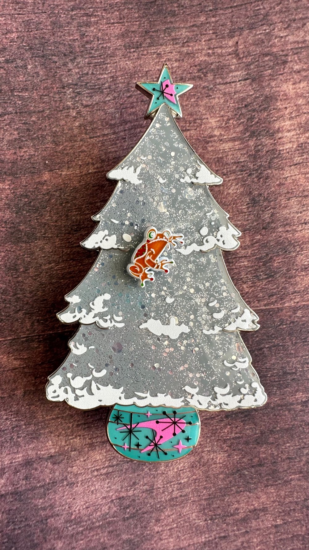 Image of Gingie Frogge Pin or Magnet