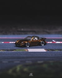 Image 16 of RLC PORSCHE 911 TARGA TURBO CUSTOM