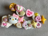 Image 2 of hug me sanrio duo hairclips