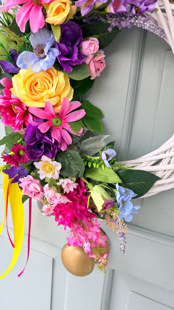 Image of 35cm White Wicker 