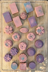 Image 5 of ALMA BOTANICA (Chamomile Herbal Soap) / Jabón de Manzanilla 3oz