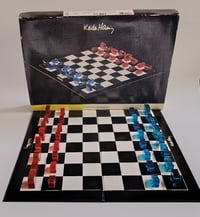 Image 1 of Jeu d'échecs Keith Haring 
