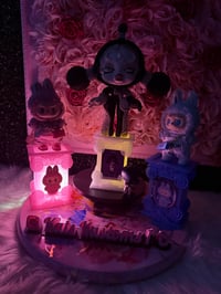 Image 11 of  Display pedestal