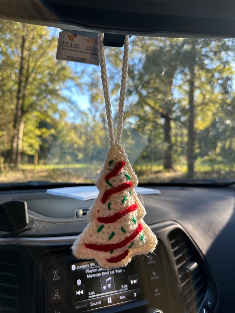 Image of Christmas Tree Cake Car Hanging