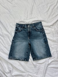 Image 1 of Zara boyfriend shorts // 36