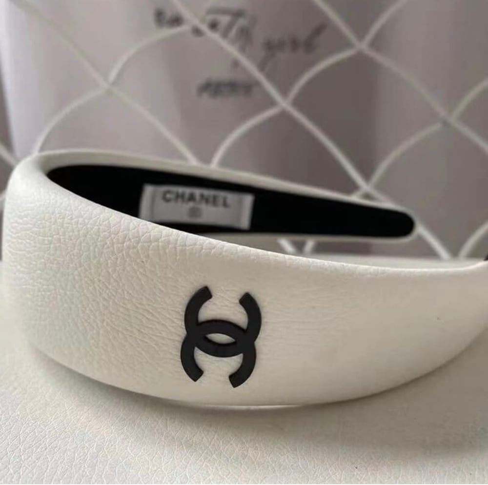 LV Hard Headband – Juicy Gloss and Products