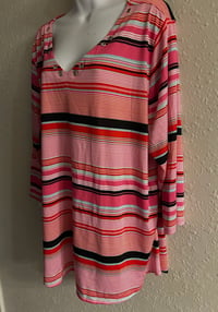 Image 7 of New 1X Kim Rogers Peep Hole Collar top #1256*9