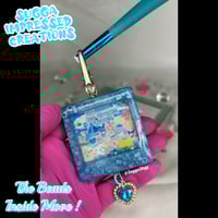 Image 2 of Hot Summer Shaker Clip