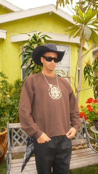 Image 3 of Cafe con Crema Para el Mundo Brown Crew Neck