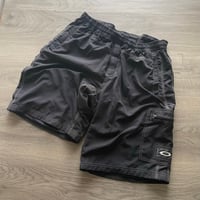 OAKLEY VINTAGE TACTICAL CARGO SHORTS (M)