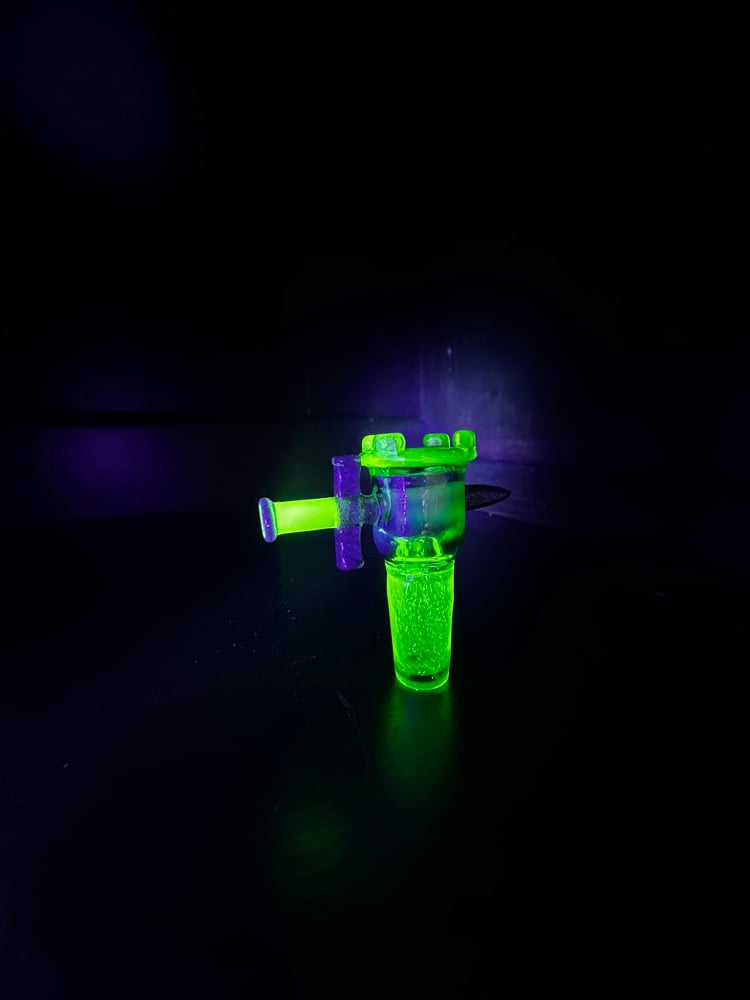 Image of Rare Uranium Slide 