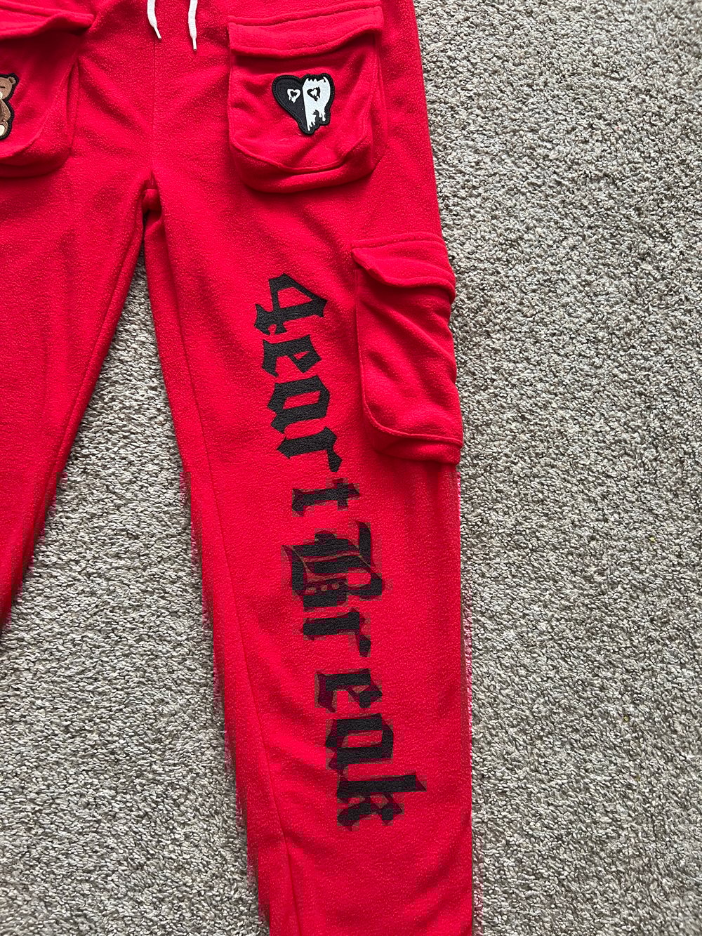 4eartbreak Sweats (Red)