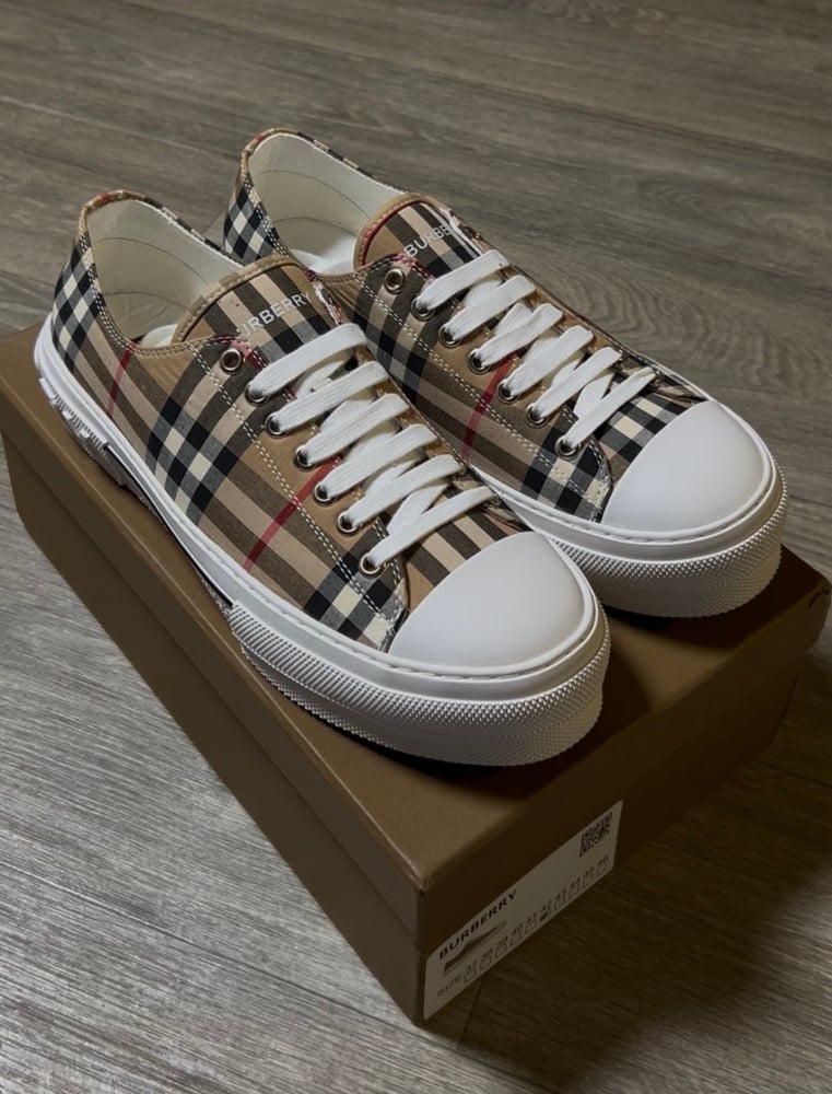 Image of Brberry Shoes