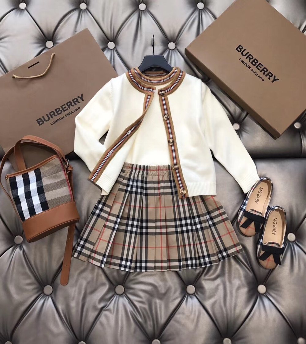 Checker Set (Cream Color)