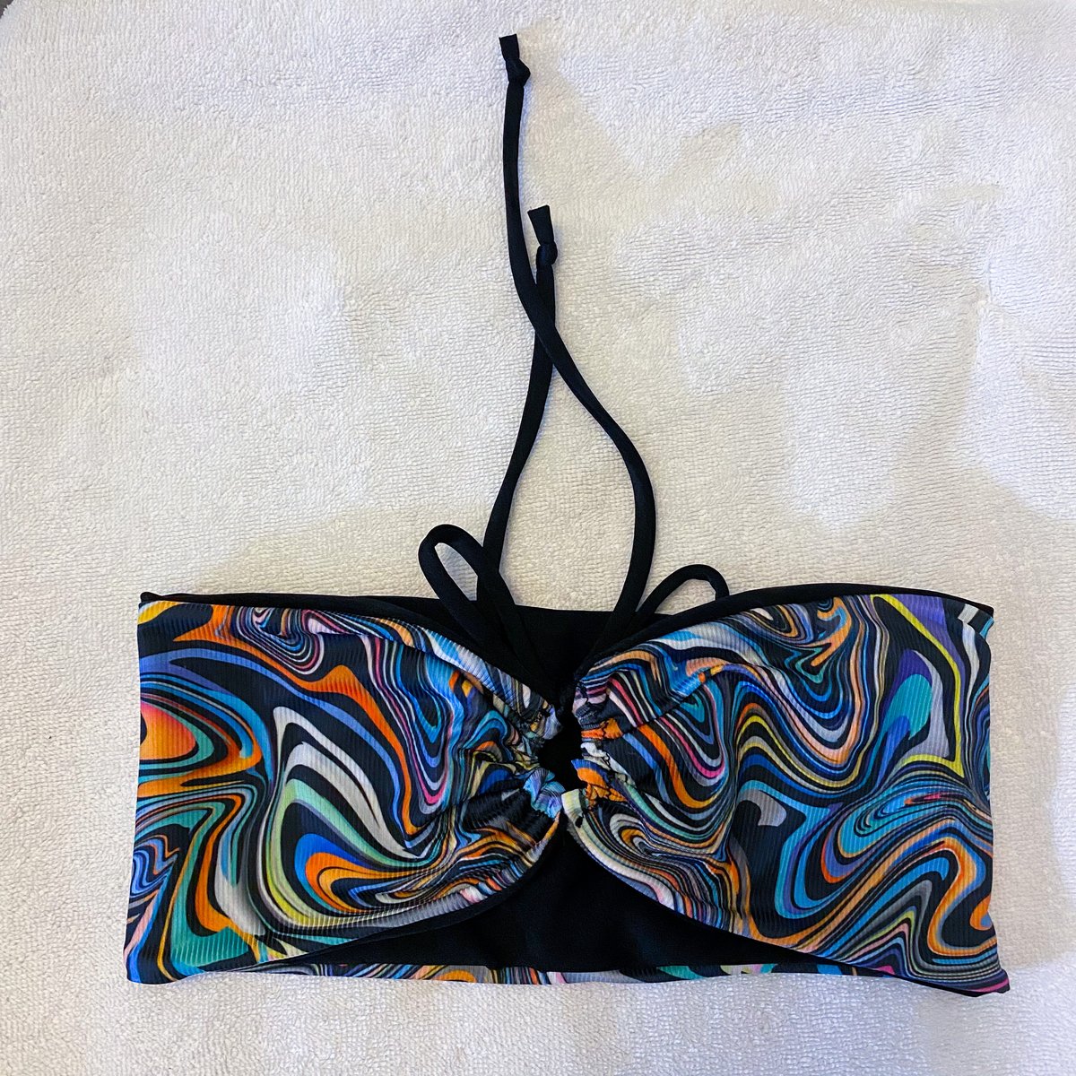 Image of SOLSTICE TOP : TRIPPY TOWN X BLACK 