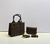Image 2 of Tote Bag Set 